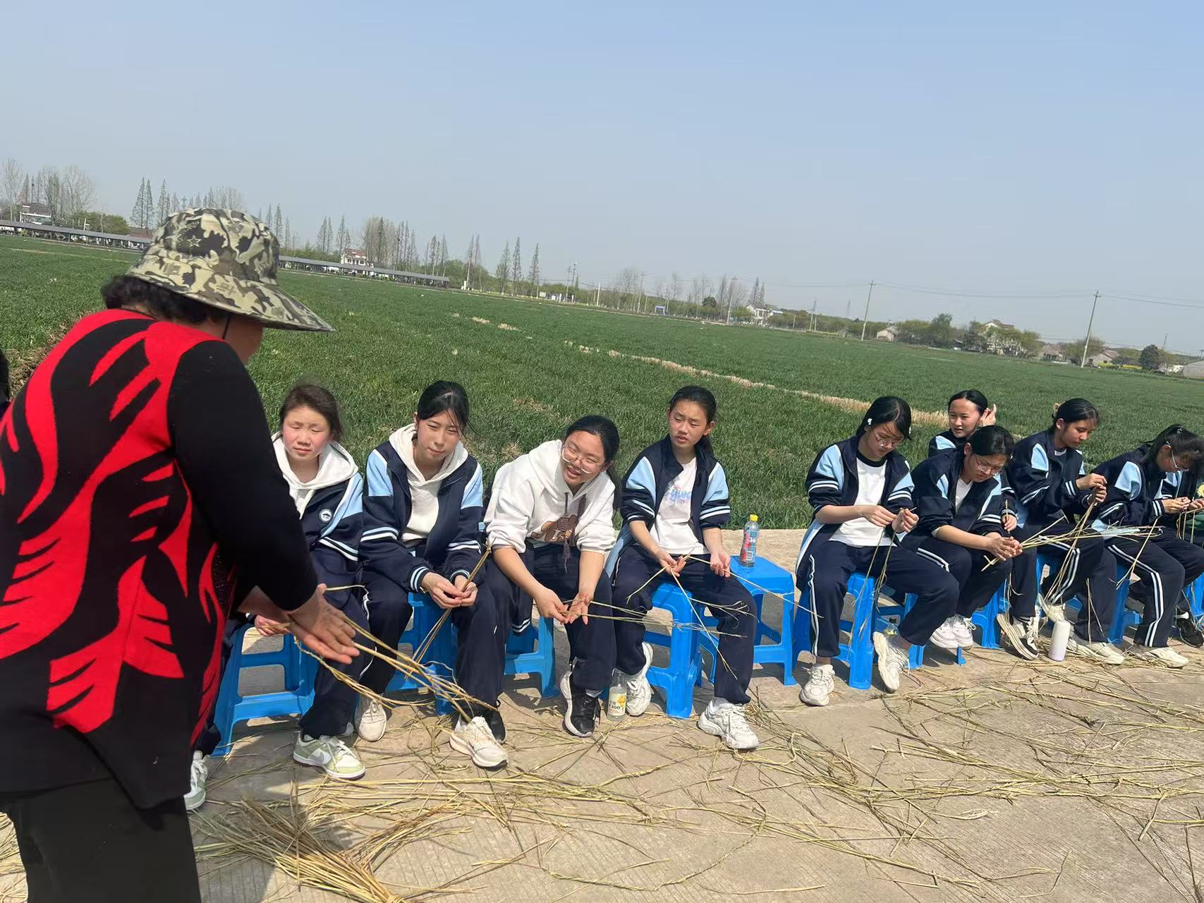搓麻绳.jpg